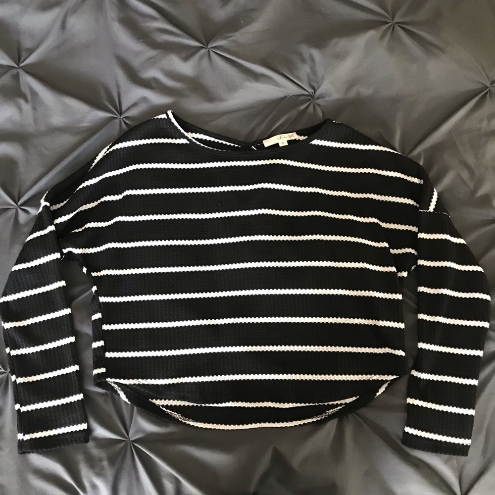 Black and White Long Sleeve Top